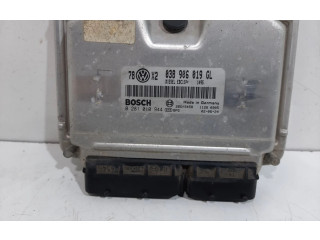Řídící jednotka 038906019GL, BOSCH Volkswagen Passat Alltrack 2002
