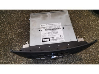 Радио/ проигрыватель CD/DVD / навигация