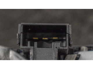 Моторчик заднего дворника 7237062    BMW X3 F25