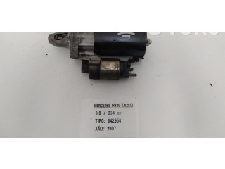 Стартер  A0061514101, 0001115049   Mercedes-Benz R AMG W251