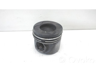 Píst 84L107 BMW 5 E60 E61 pro naftový motor 3.0