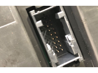 Přístrojová deska BMW 1 E81 E87 2004 1041568