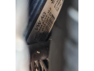 Генератор 04L903021D Volkswagen Touran II