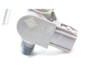 Vstřikovač 16613AA040 Subaru Outback (BS) EE20Z