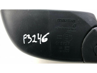 Боковое стекло в середине кузова