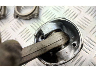  Поршень с шатуном Cxx ckf  Skoda Octavia Mk3 (5E)  