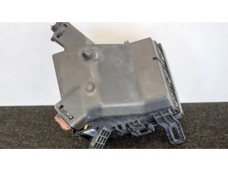 Блок предохранителей  FN1T14K012SADT   Ford Ecosport    