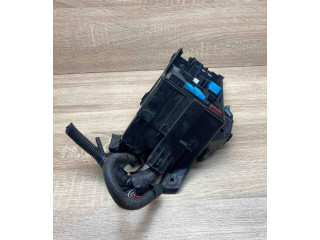   Pojistková skříňka 8921153020   Lexus GS 300 350 430 450H 2005