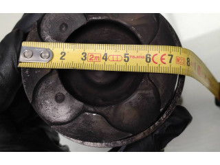  Поршень с шатуном D4164T W301  Volvo V70  