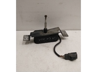 Моторчик стеклоочистителя 8620960, 0390206218 Volvo S60