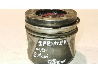 Píst A6510301117, 101950160411X Mercedes-Benz Sprinter W906 pro naftový motor 2.1