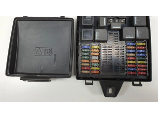   Pojistková skříňka AD43-14A173-AA   Aston Martin Rapide 2015