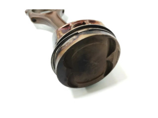 Píst Volkswagen Touareg I