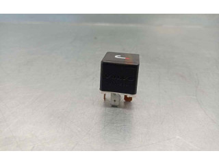 Pojistková skříňka 9130269, 4RA00351073 Volvo 850 1996