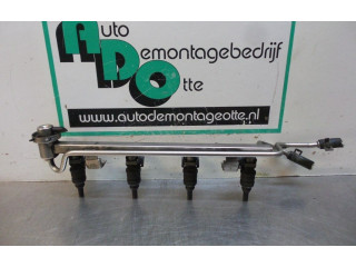 Топливная рампа 06A133317L, 06A133035   Audi A3 S3 8L   для двигателя APG