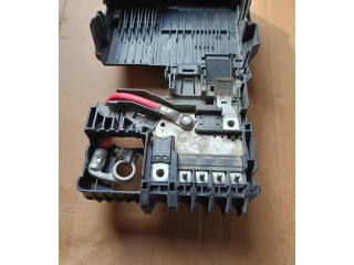 Блок предохранителей     Opel Meriva B    