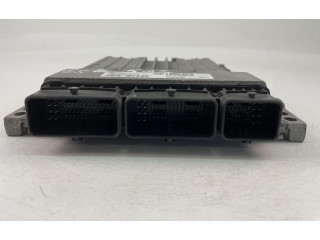 Блок управления двигателем Блок управления 237103999R, S180095108A Dacia Duster