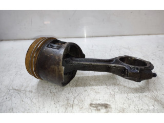 Поршень с шатуном 4D56 Mitsubishi L200