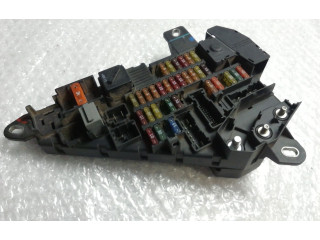 Pojistková skříňka 6906588 BMW 5 E39 2004