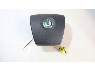 Подушка безопасности водителя    Skoda Fabia Mk2 (5J)