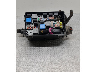 Блок предохранителей 13292736   Opel Meriva B    