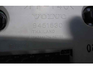 Přístrojová deska  Volvo S70  V70  V70 XC 2000 9451530, 9168144  