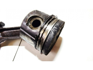 Píst Peugeot 605 pro naftový motor 2.1