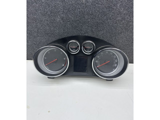 Přístrojová deska Opel Zafira C 2014 13442457