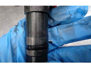 Форсунка 181Z484410 Mitsubishi Montero 4M41