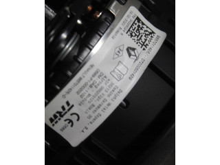 Подушка безопасности водителя Dacia Dokker