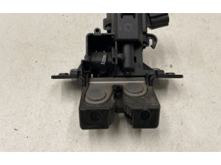 Замок багажника    Toyota Yaris 2013