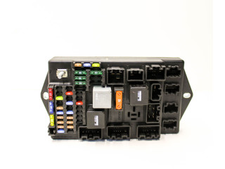 Блок предохранителей 6W8314A073BE Jaguar XK - XKR