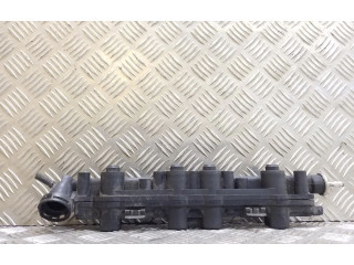 Топливная рампа 0280151026, 037133313J   Volkswagen PASSAT B4  