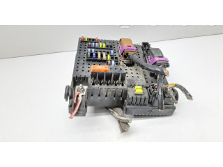 Блок предохранителей 30728512, 28017881   Volvo V70    