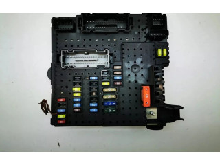 Блок предохранителей 30728512, 30728273 Volvo XC90