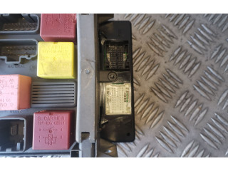   Pojistková skříňka 8200491796, 8200500347   Renault Espace -  Grand espace IV 2005