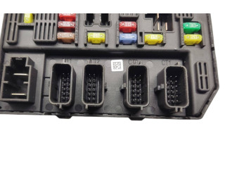 Блок предохранителей 284B62342R   Renault Scenic III -  Grand scenic III    