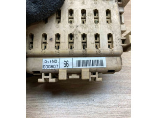 Блок предохранителей JB200400, 000807   Subaru Forester SF    