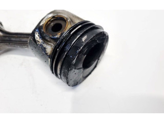  Поршень с шатуном    Skoda Octavia Mk1 (1U)  