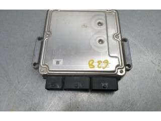 Блок управления двигателя 0281019147, 237102213R   Dacia Lodgy