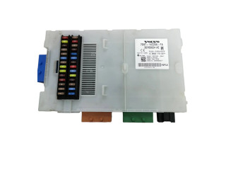 Блок предохранителей 7G9T14C256FA, 30765624AE Volvo V70