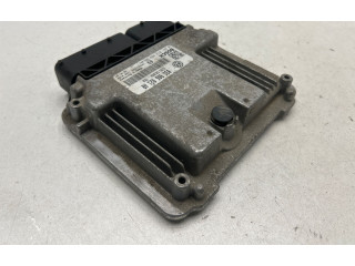 Řídící jednotka 03G906021AR, 1039S11562   Volkswagen Caddy 2007