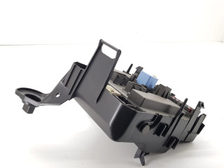 Блок предохранителей 96302, 00046100 Citroen C8