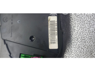 Панель приборов    Skoda Octavia Mk1 (1U)       