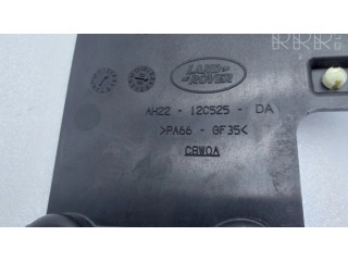 Другая деталь салона