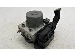 Jednotka ABS 0094316412   Mercedes-Benz A W176 2014