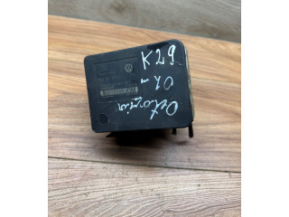 Блок АБС 1C0907379L, 8TH2D2639K   Skoda  Octavia Mk3 (5E)  2013 - 2019 года