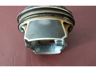 Píst 8619196, 11258619196 BMW 1 F20 F21