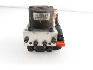 Блок АБС MR475991 Mitsubishi Space Wagon 1999 - 2004 года