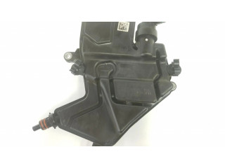 Другая деталь двигателя